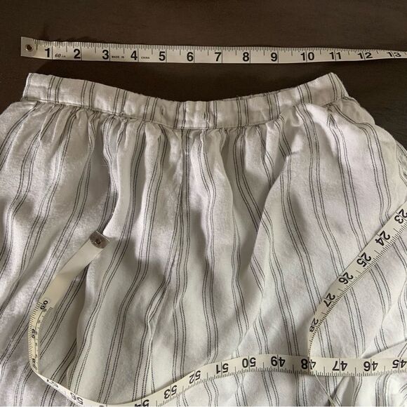 AMERICAN EAGLE Wide Leg Cropped Embroidered Crochet Beach Pants Black Stripe XS - Picture 14 of 15